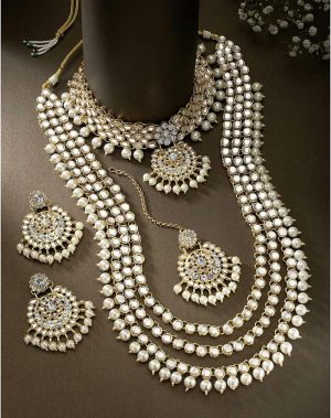 Gold-Plated Kundan Studded Bridal Long Necklace Choker Earrings Maangtikka Jewellery